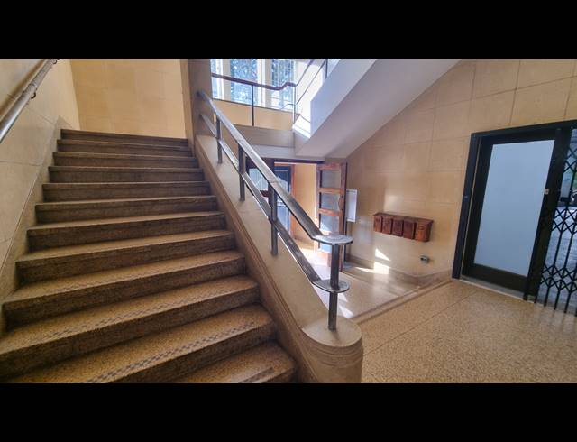 506M² BUSINESS TO LET IN WOODSTOCK